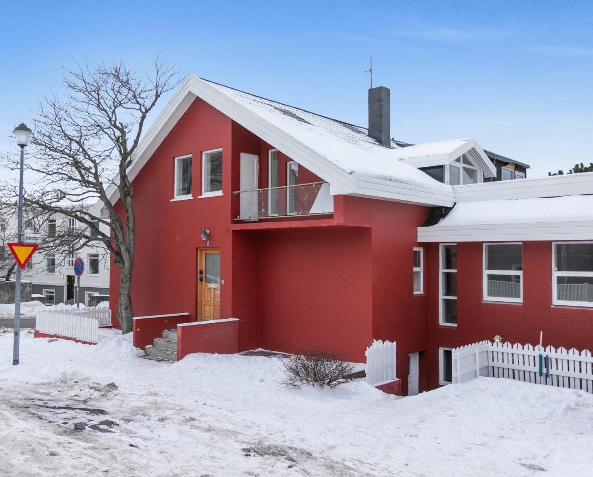 U16 By Stay In Iceland Reykjavik Exterior photo