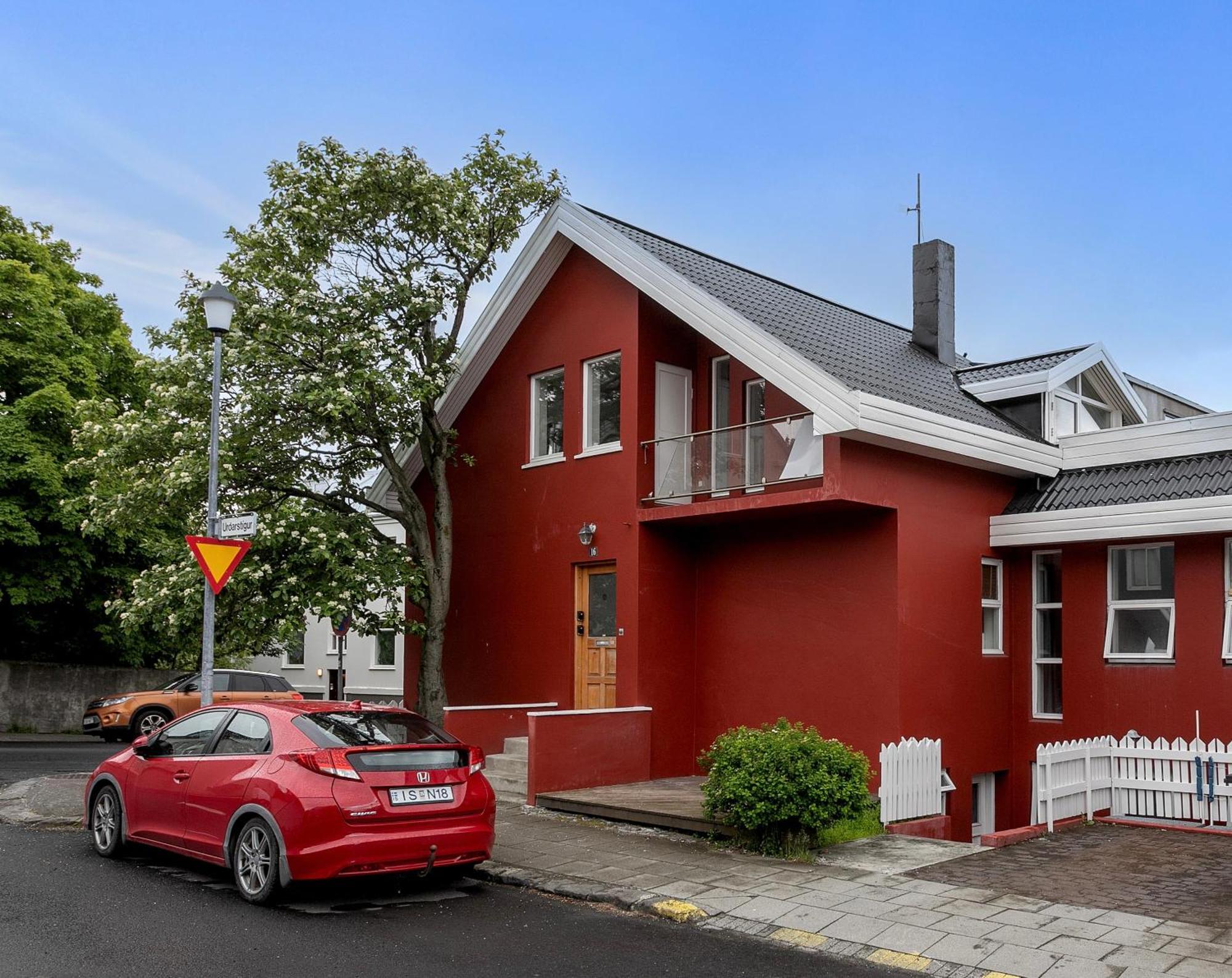 U16 By Stay In Iceland Reykjavik Exterior photo